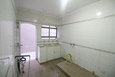 Casa para alugar com 232m², 3 quartos e 3 vagasÁrea de Serviço