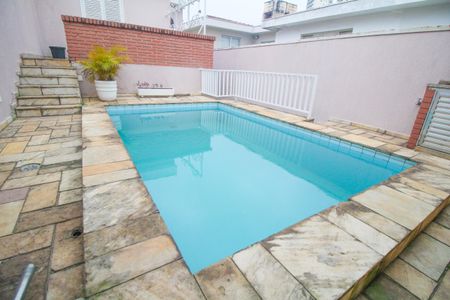 Casa para alugar com 232m², 3 quartos e 3 vagasÁrea comum - Piscina