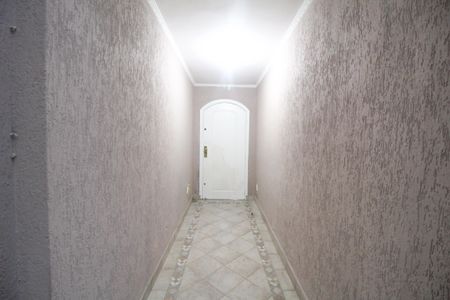 Casa para alugar com 232m², 3 quartos e 3 vagasCorredor 