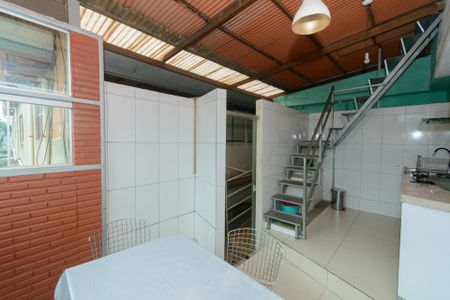 Apartamento à venda com 56m², 2 quartos e 1 vaga Apartamento à venda com 56m², 2 quartos e 1 vagaCozinha e Área de Serviço