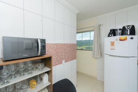 Apartamento à venda com 56m², 2 quartos e 1 vaga Apartamento à venda com 56m², 2 quartos e 1 vagaCozinha e Área de Serviço
