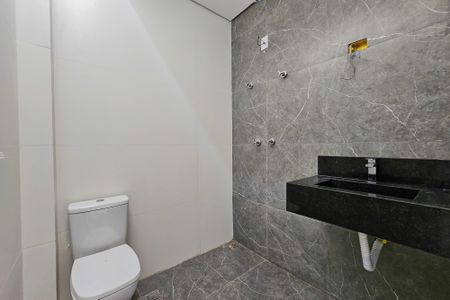 Casa à venda com 158m², 3 quartos e 4 vagasBanheiro