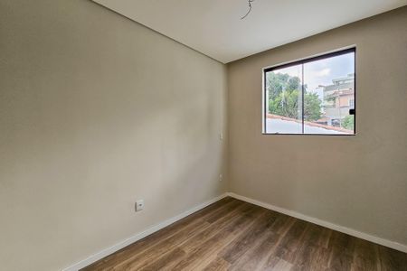 Casa à venda com 158m², 3 quartos e 4 vagasQuarto 2