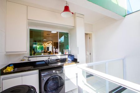 Casa à venda com 165m², 3 quartos e 3 vagasÁrea de Serviço