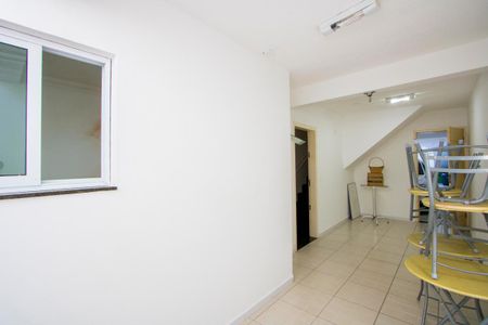 Casa à venda com 165m², 3 quartos e 3 vagasCorredor
