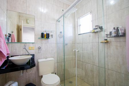 Casa à venda com 165m², 3 quartos e 3 vagasBanheiro da Suíte