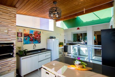 Casa à venda com 165m², 3 quartos e 3 vagasÁrea comum