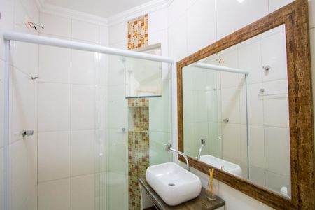 Casa à venda com 165m², 3 quartos e 3 vagasBanheiro de Serviço