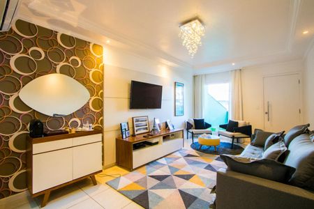 Casa à venda com 165m², 3 quartos e 3 vagasSala