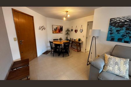 Apartamento à venda com 79m², 1 quarto e 1 vagaSala