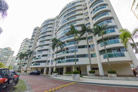 Apartamento à venda com 79m², 1 quarto e 1 vagaFachada