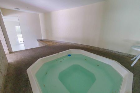 Apartamento à venda com 79m², 1 quarto e 1 vagaÁrea comum