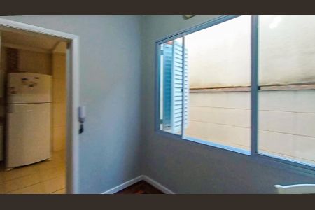 Sala de apartamento à venda com 2 quartos, 54m² em Santo Antônio, Porto Alegre