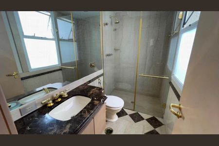 Casa à venda com 900m², 4 quartos e 6 vagas