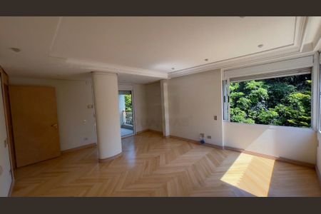 Casa à venda com 900m², 4 quartos e 6 vagas