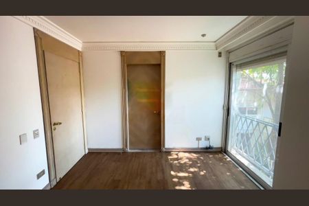 Casa à venda com 900m², 4 quartos e 6 vagas