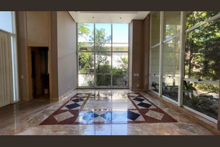 Casa à venda com 900m², 4 quartos e 6 vagas