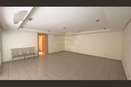 Casa à venda com 4 quartos, 900m² em Jardim Luzitania, São Paulo