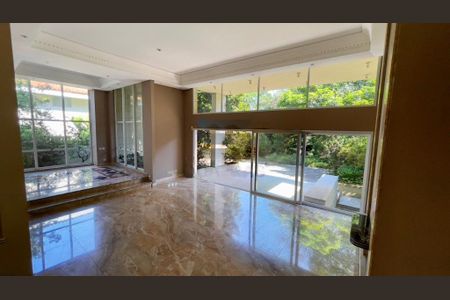 Casa à venda com 900m², 4 quartos e 6 vagas