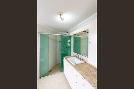 Apartamento à venda com 80m², 2 quartos e 1 vagaBanheiro da Suíte