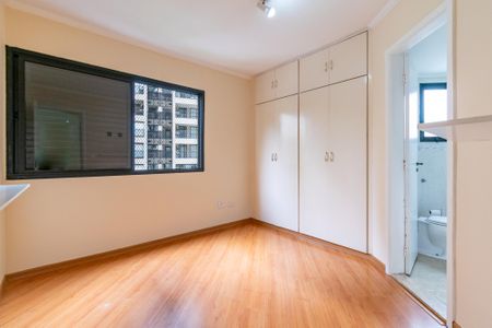 Apartamento à venda com 80m², 2 quartos e 1 vagaSuíte