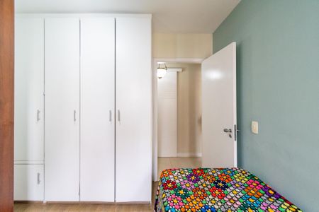 Apartamento à venda com 116m², 3 quartos e 3 vagasQuarto 2