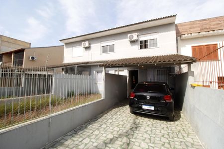 Casa à venda com 70m², 2 quartos e 2 vagas Casa à venda com 70m², 2 quartos e 2 vagasGaragem