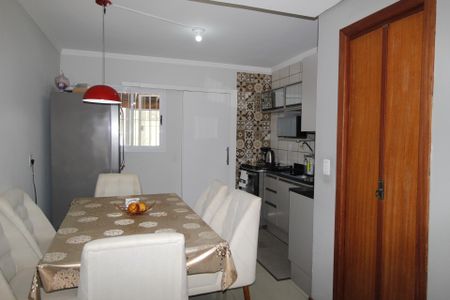 Casa à venda com 70m², 2 quartos e 2 vagasCozinha