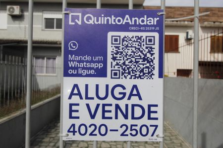 Casa à venda com 70m², 2 quartos e 2 vagasPlaca