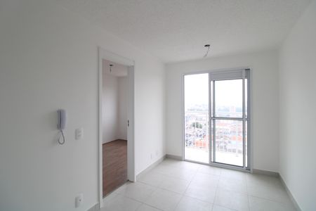 Sala de apartamento para alugar com 1 quarto, 27m² em Jardim Itacolomi, São Paulo