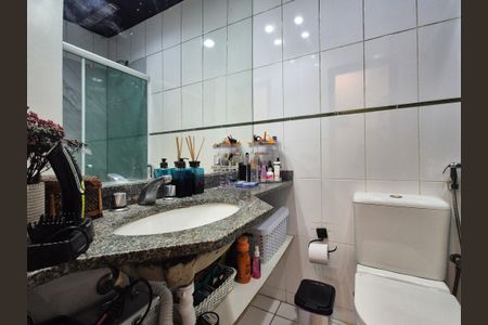 Apartamento à venda com 87m², 3 quartos e 2 vagasBanheiro Social