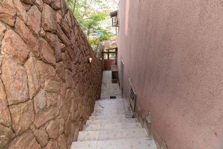 Casa para alugar com 800m², 4 quartos e 2 vagasÁrea externa