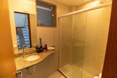 Casa para alugar com 800m², 4 quartos e 2 vagasBanheiro Social