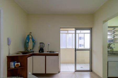 Apartamento à venda com 72m², 2 quartos e sem vaga Apartamento à venda com 72m², 2 quartos e sem vagaCozinha