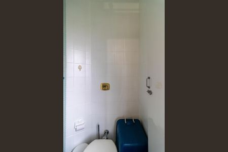 Apartamento à venda com 72m², 2 quartos e sem vaga Apartamento à venda com 72m², 2 quartos e sem vagaBanheiro de serviço