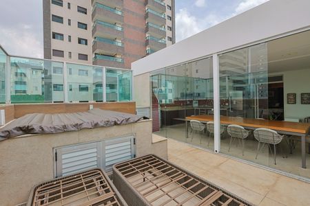 Apartamento à venda com 203m², 4 quartos e 3 vagasCobertura