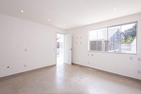 Casa à venda com 3 quartos, 170m² em Itaipu, Niterói