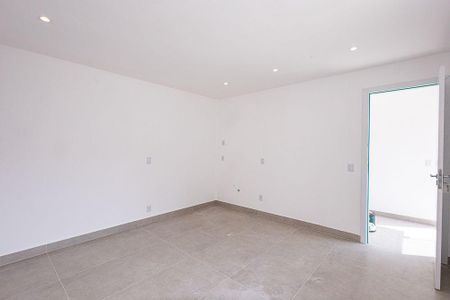 Casa à venda com 3 quartos, 170m² em Itaipu, Niterói