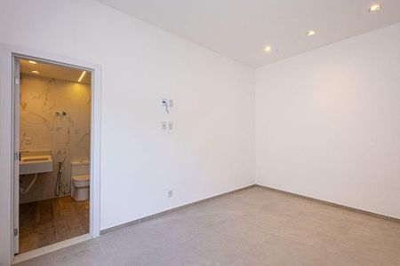 Casa à venda com 3 quartos, 170m² em Itaipu, Niterói