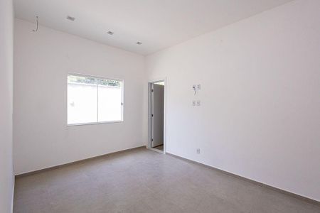 Casa à venda com 3 quartos, 170m² em Itaipu, Niterói