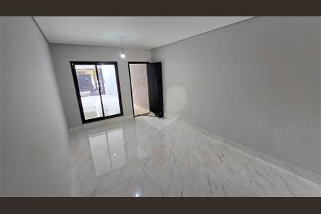 Casa à venda com 3 quartos, 165m² em Parque Sao Domingos, São Paulo