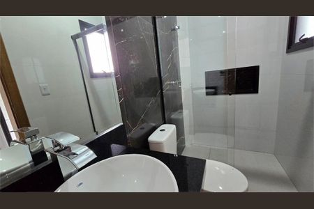 Casa à venda com 3 quartos, 158m² em Parque Sao Domingos, São Paulo