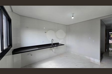 Casa à venda com 158m², 3 quartos e 2 vagas