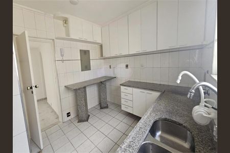 Apartamento à venda com 3 quartos, 100m² em Itaim Bibi, São Paulo