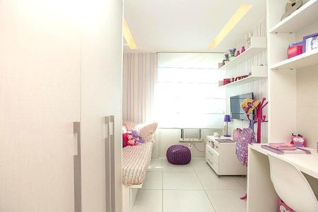 Apartamento à venda com 61m², 2 quartos e sem vaga