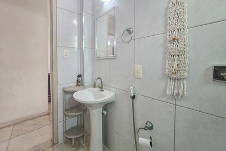 Apartamento para alugar com 101m², 2 quartos e sem vagaBanheiro da Suíte