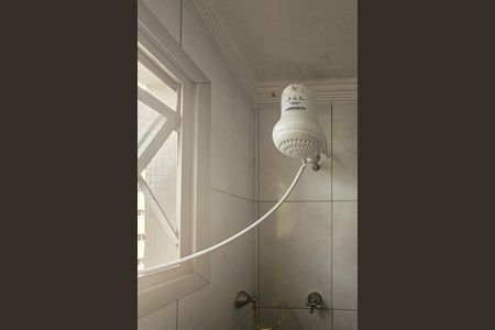 Apartamento para alugar com 101m², 2 quartos e sem vagaBanheiro