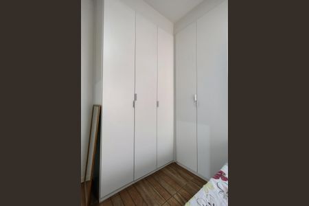 Apartamento à venda com 82m², 3 quartos e 1 vagaQuarto 2