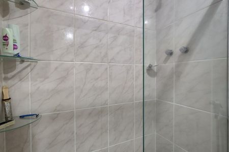 Apartamento à venda com 82m², 3 quartos e 1 vaga Apartamento à venda com 82m², 3 quartos e 1 vagaBanheiro Social