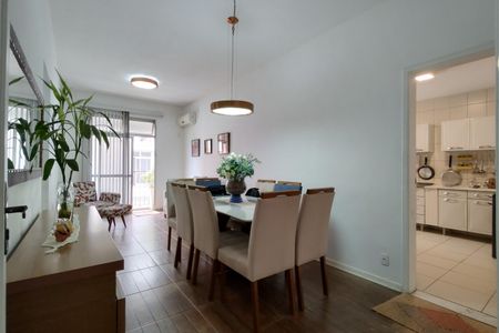 Apartamento à venda com 82m², 3 quartos e 1 vaga Apartamento à venda com 82m², 3 quartos e 1 vagaSala